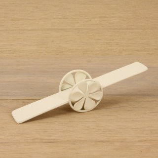 Metall Miniatur gr Wippe cremeweiß Deko Puppenhaus Diorama Minigarten Gutschein